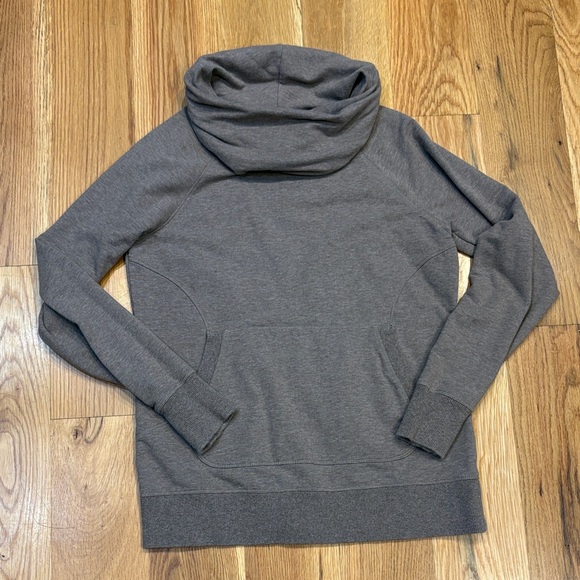 L.L. Bean Tops - Women’s L.L.Bean Cowl Neck Sweatshirt, Size Medium